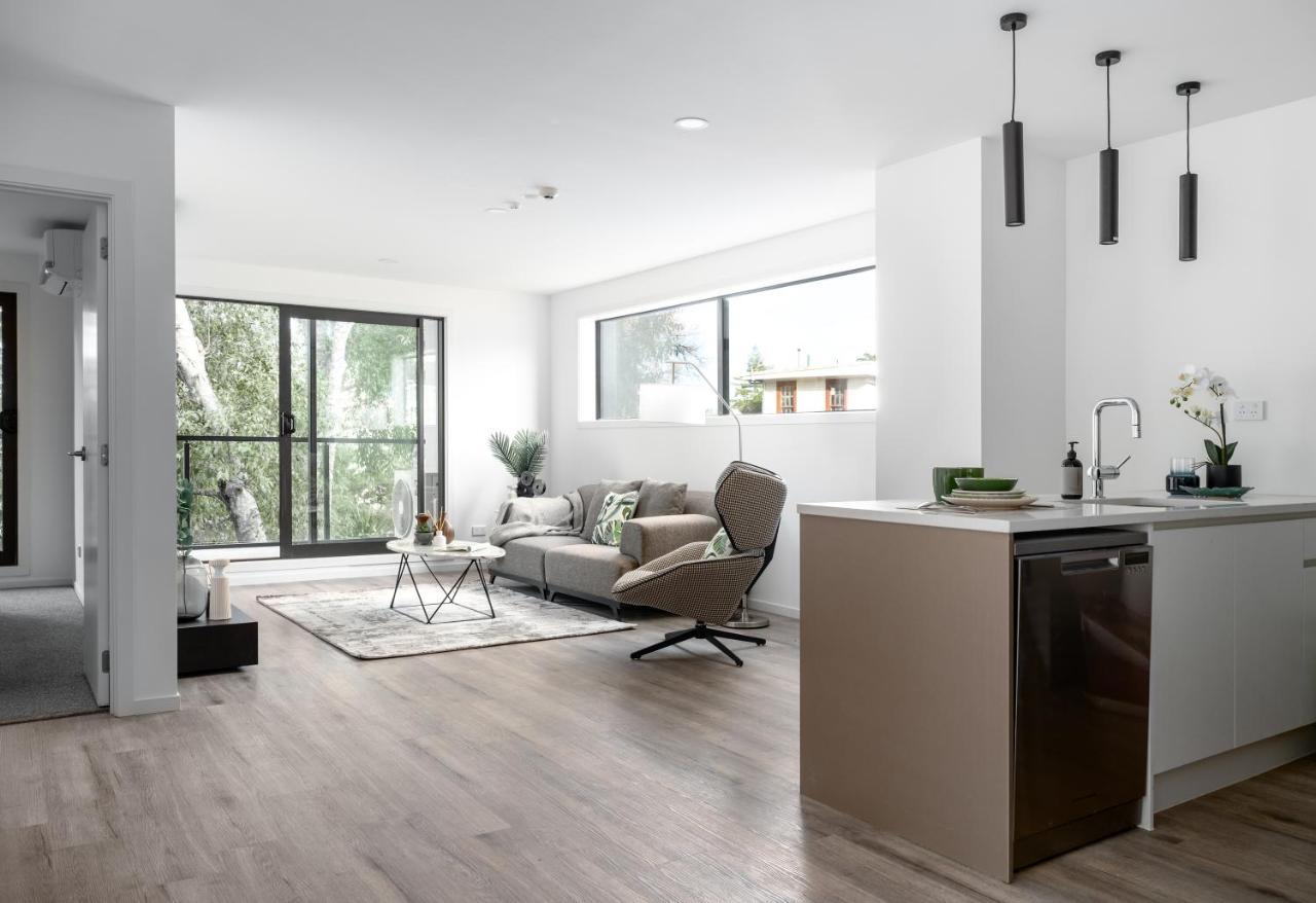 Sunrise Garden Suites Оукланд Екстериор снимка