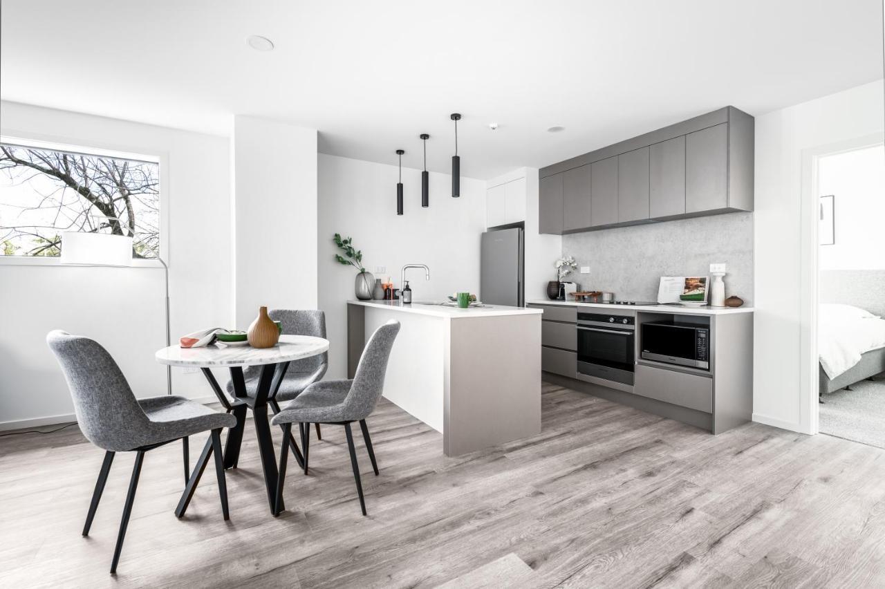 Sunrise Garden Suites Оукланд Екстериор снимка