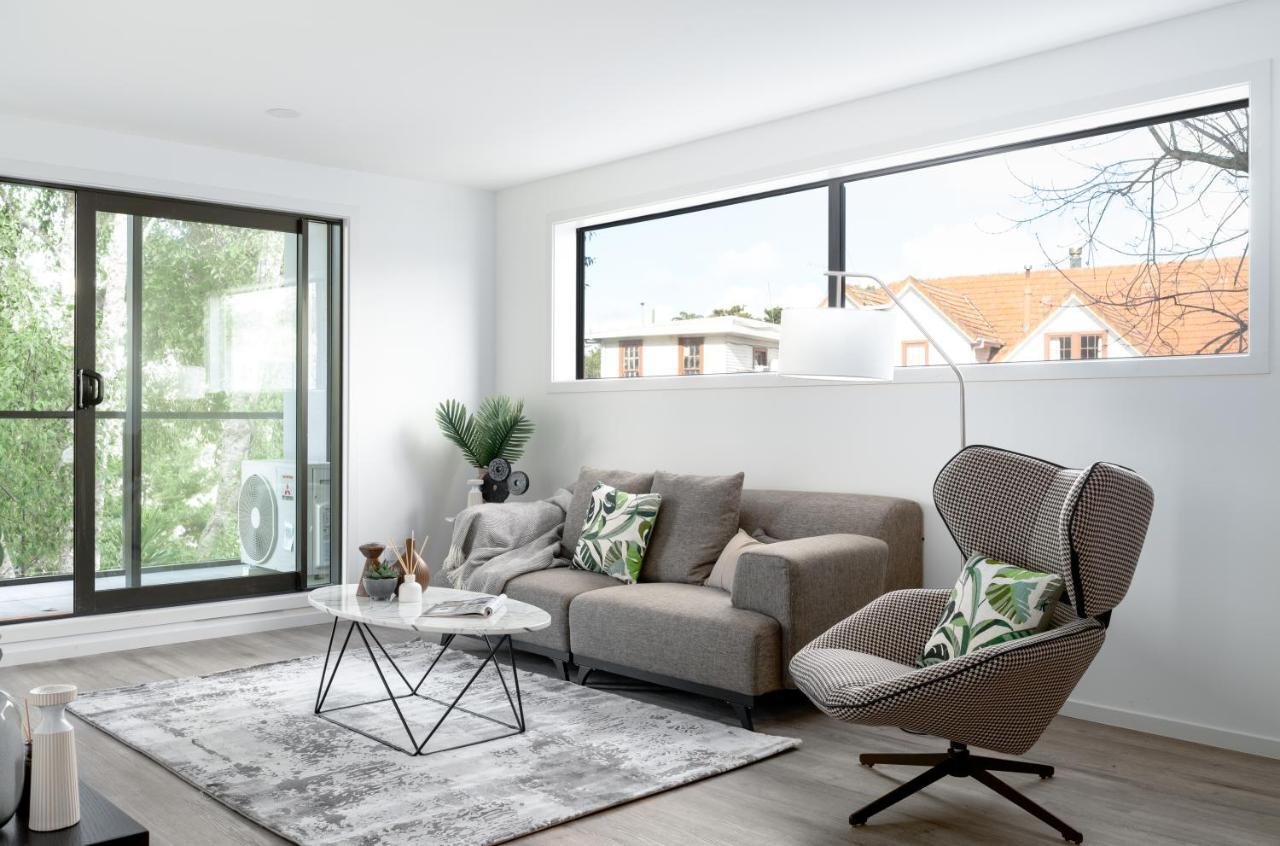 Sunrise Garden Suites Оукланд Екстериор снимка